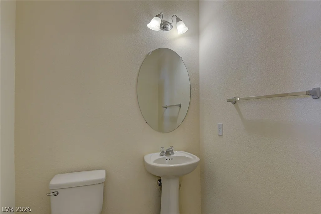 952 Crescent Falls, Henderson, NV 89011