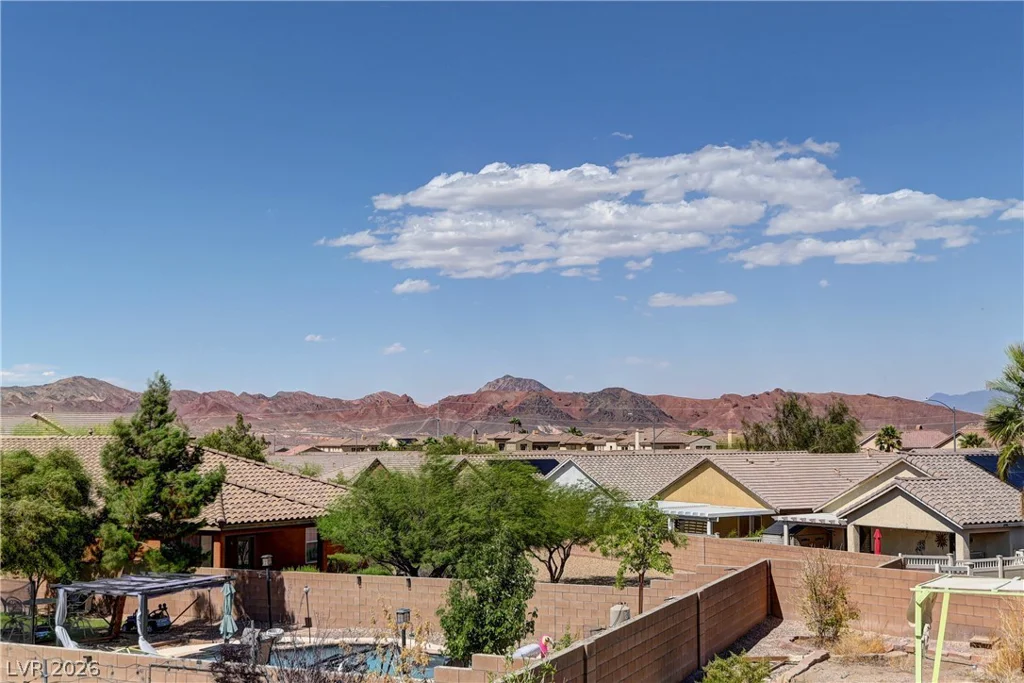 952 Crescent Falls, Henderson, NV 89011