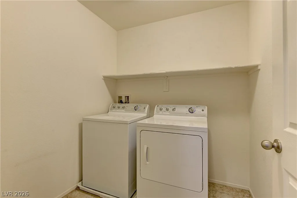 952 Crescent Falls, Henderson, NV 89011
