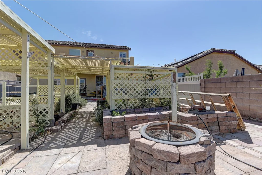 952 Crescent Falls, Henderson, NV 89011
