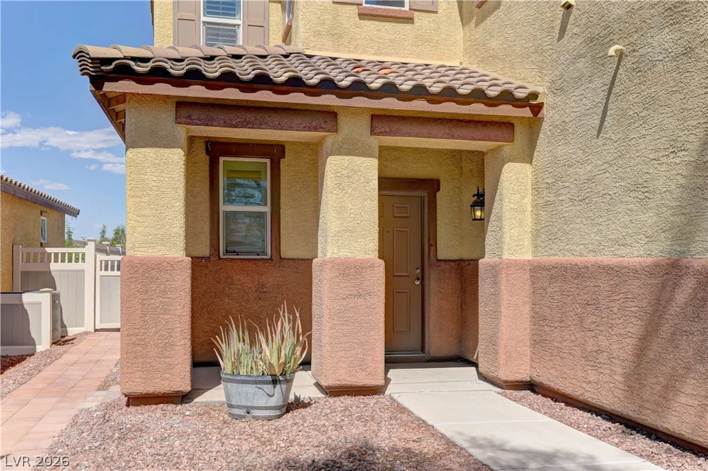 952 Crescent Falls, Henderson, NV 89011