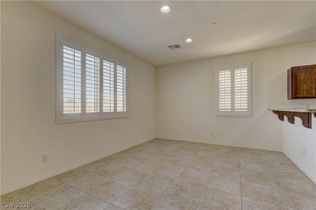 952 Crescent Falls, Henderson, NV 89011
