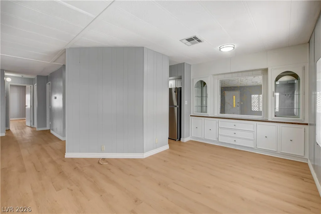 3430 Isle Royale, Las Vegas, NV 89122