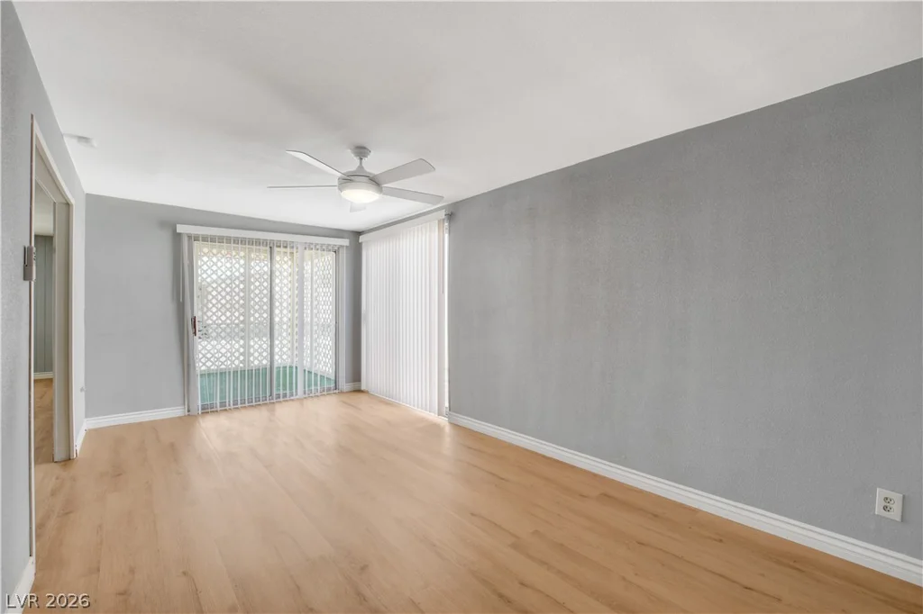 3430 Isle Royale, Las Vegas, NV 89122