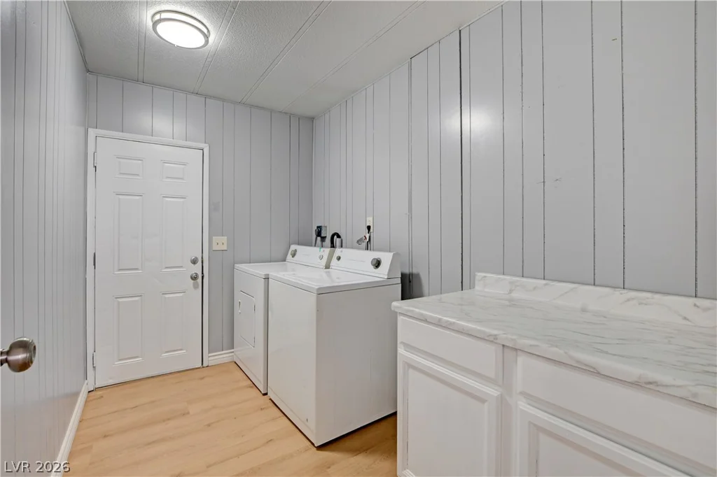 3430 Isle Royale, Las Vegas, NV 89122