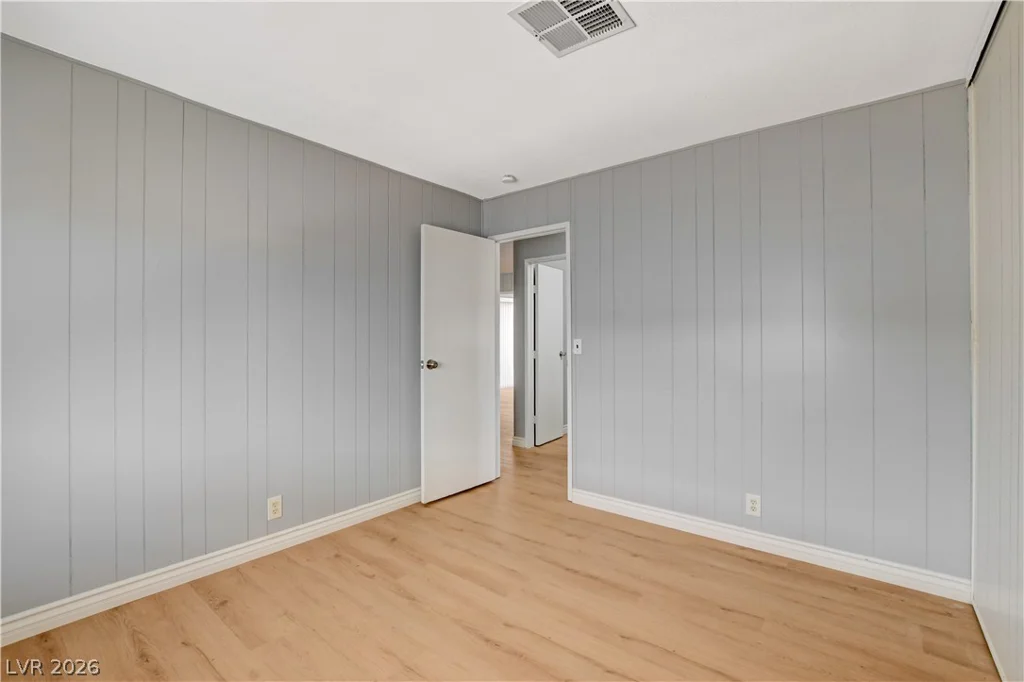 3430 Isle Royale, Las Vegas, NV 89122