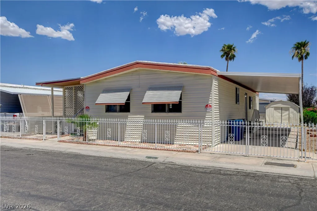 3430 Isle Royale, Las Vegas, NV 89122