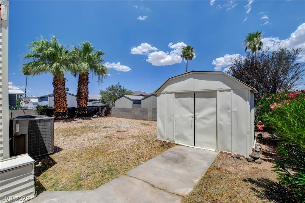 3430 Isle Royale, Las Vegas, NV 89122