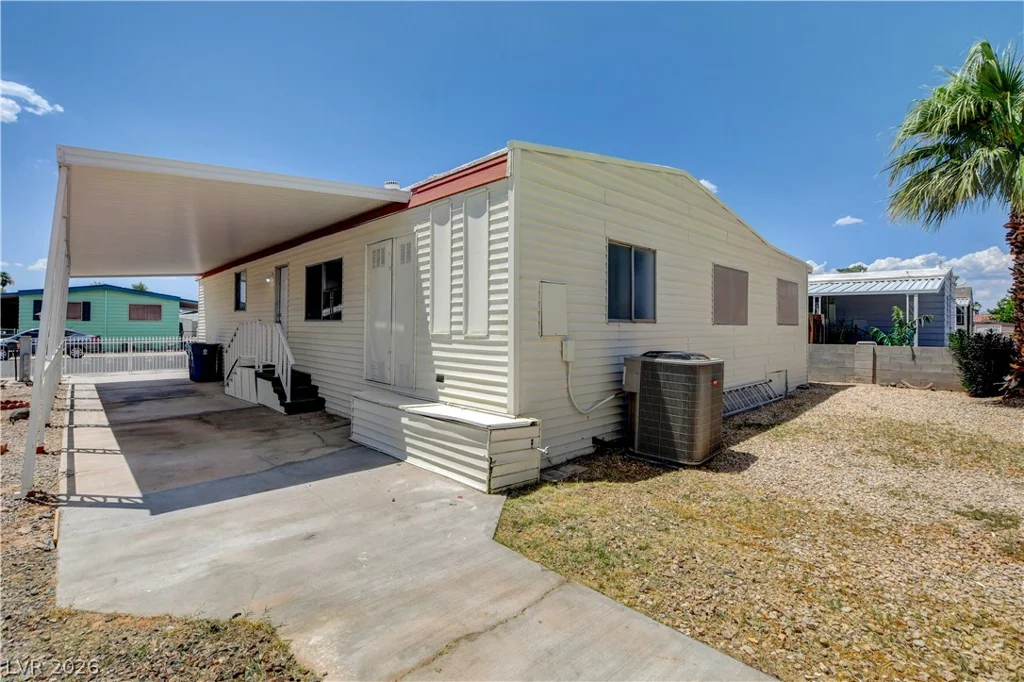 3430 Isle Royale, Las Vegas, NV 89122