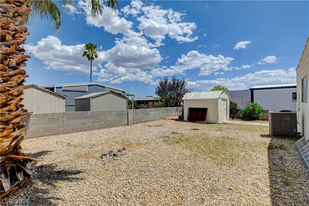 3430 Isle Royale, Las Vegas, NV 89122
