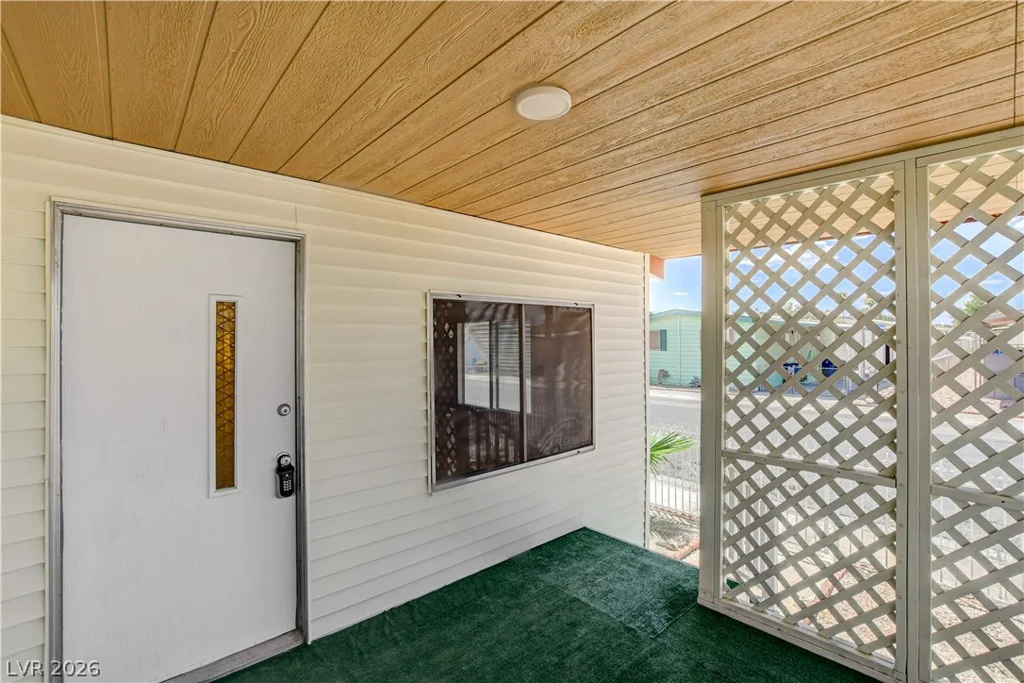 3430 Isle Royale, Las Vegas, NV 89122