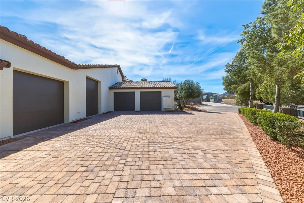 1140 Julie, Henderson, NV 89002