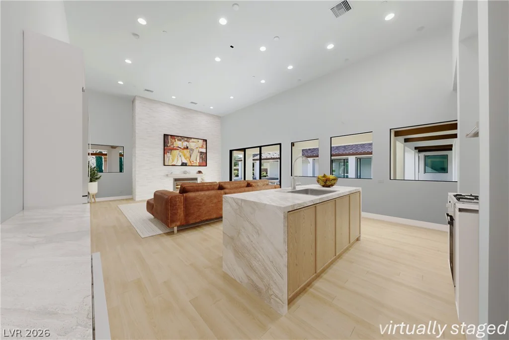 1140 Julie, Henderson, NV 89002