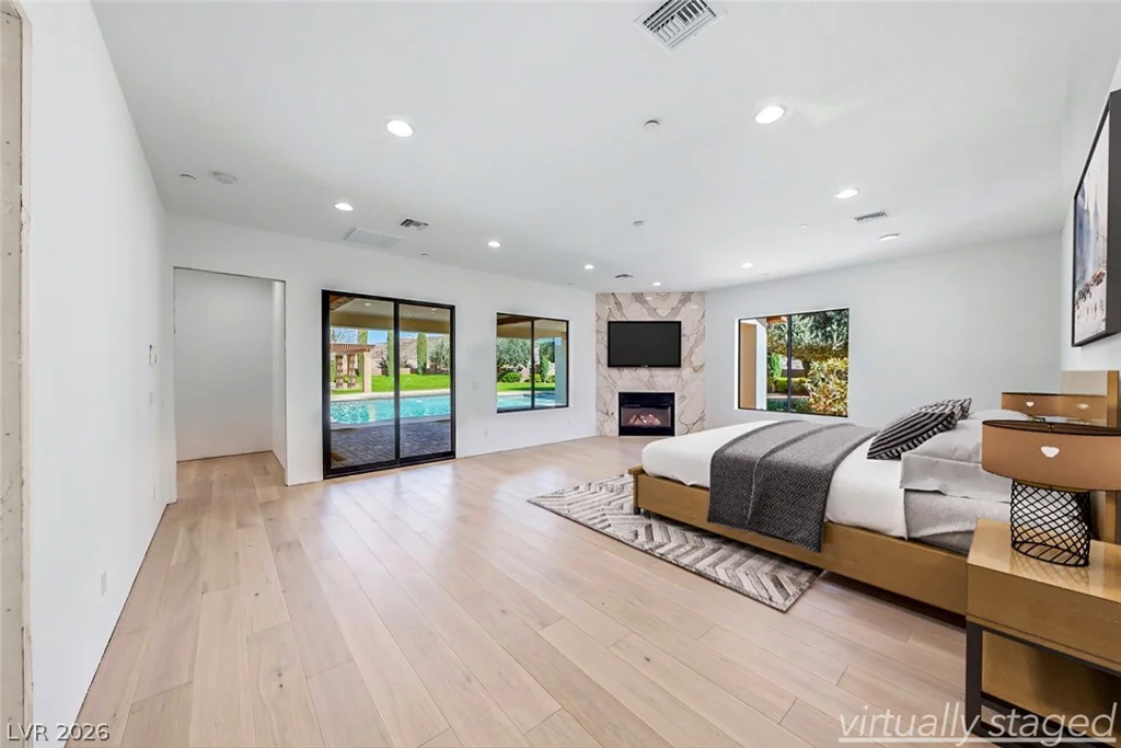 1140 Julie, Henderson, NV 89002