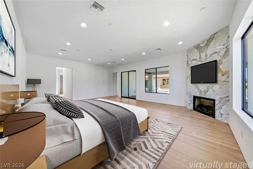 1140 Julie, Henderson, NV 89002