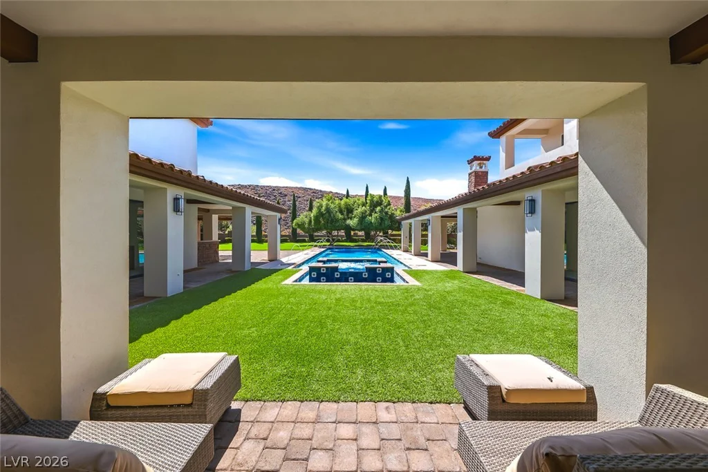 1140 Julie, Henderson, NV 89002