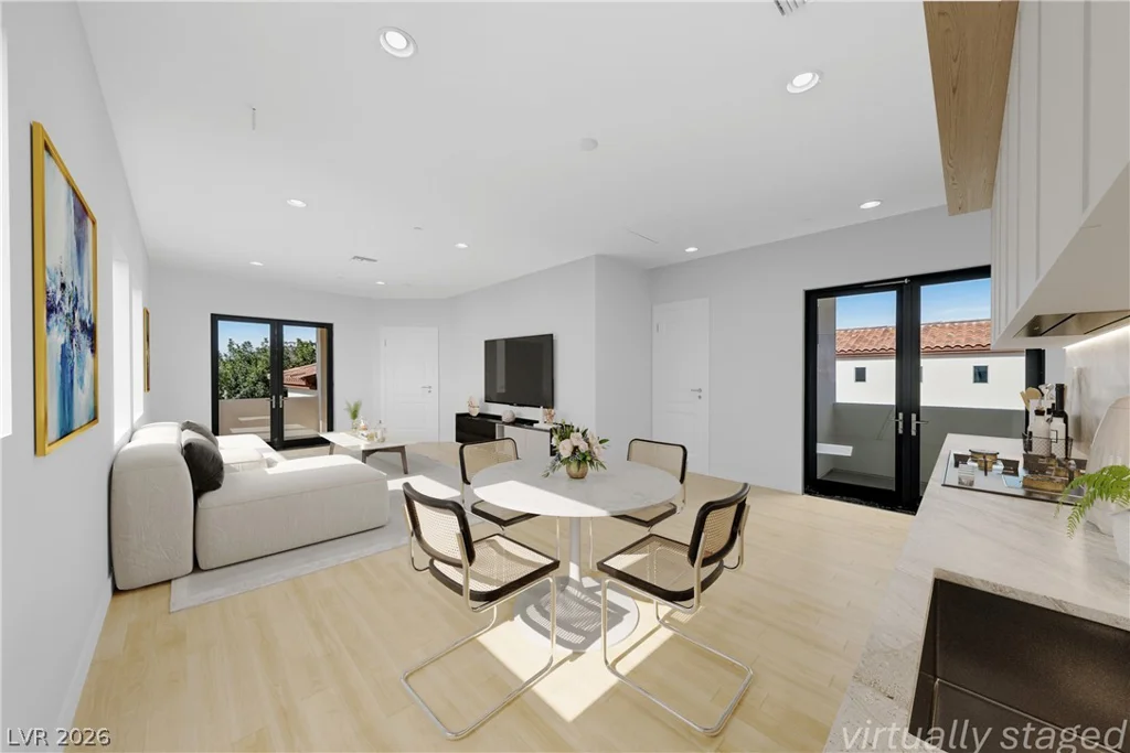 1140 Julie, Henderson, NV 89002
