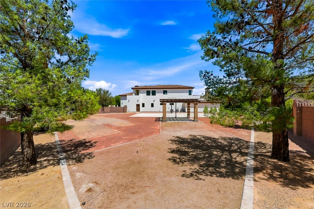 1140 Julie, Henderson, NV 89002