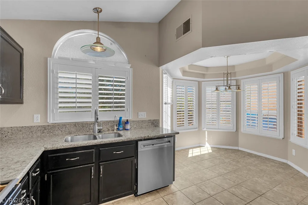 7225 Scottsmoor, Las Vegas, NV 89156