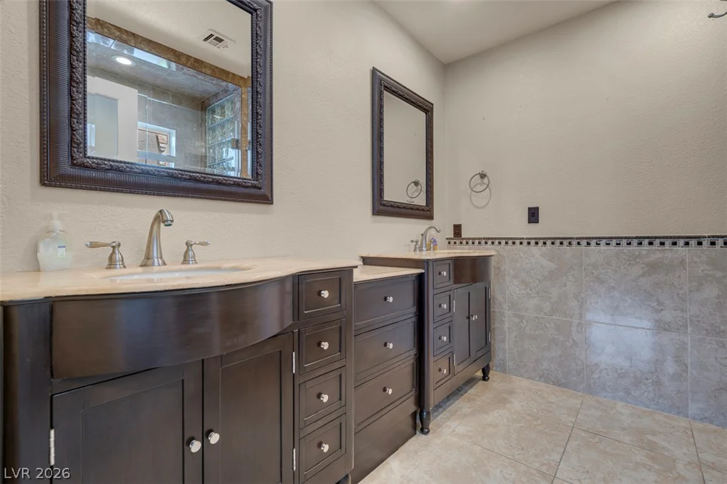 7225 Scottsmoor, Las Vegas, NV 89156