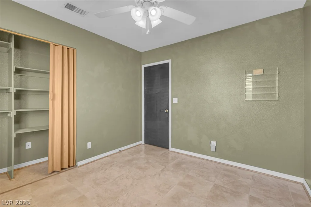 7225 Scottsmoor, Las Vegas, NV 89156