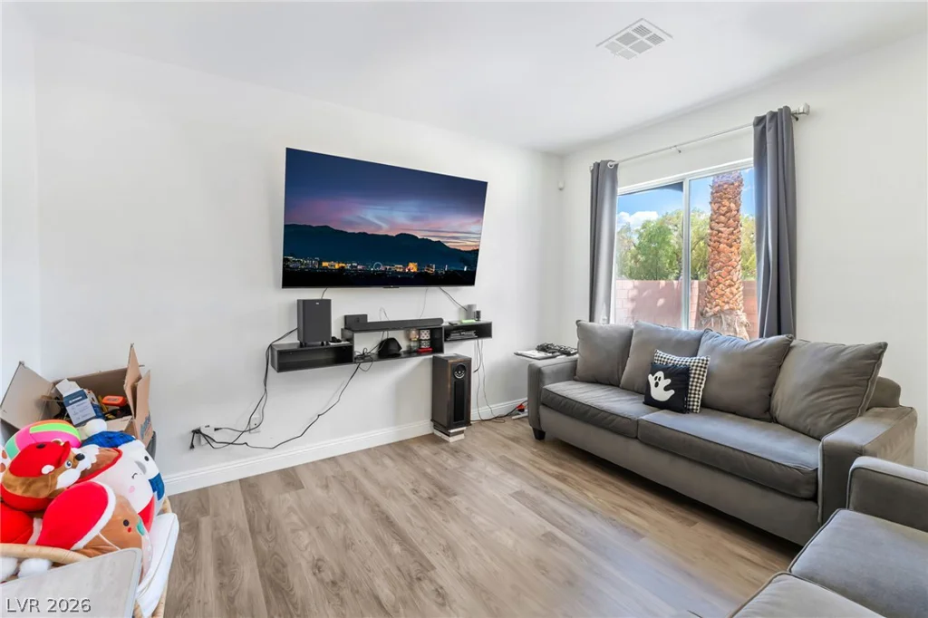 5213 El Castano, Las Vegas, NV 89108