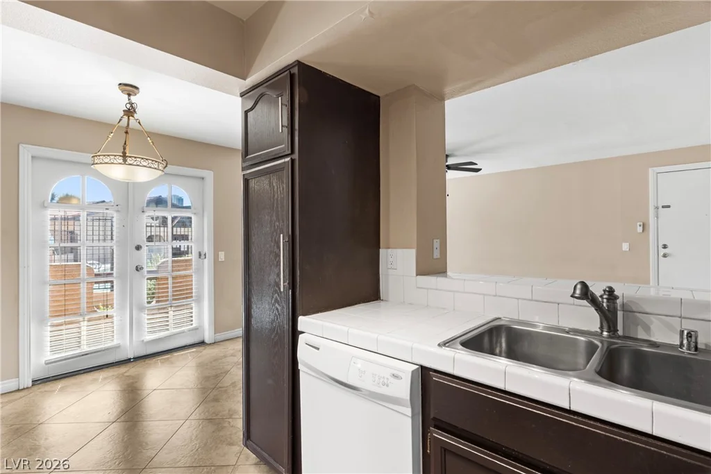 4068 Crete, Las Vegas, NV 89103