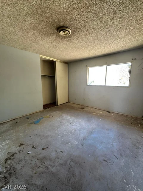 5230 Rou, Las Vegas, NV 89122