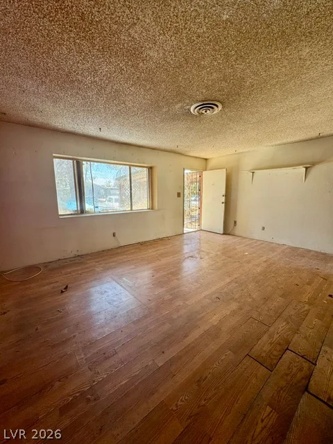 5230 Rou, Las Vegas, NV 89122
