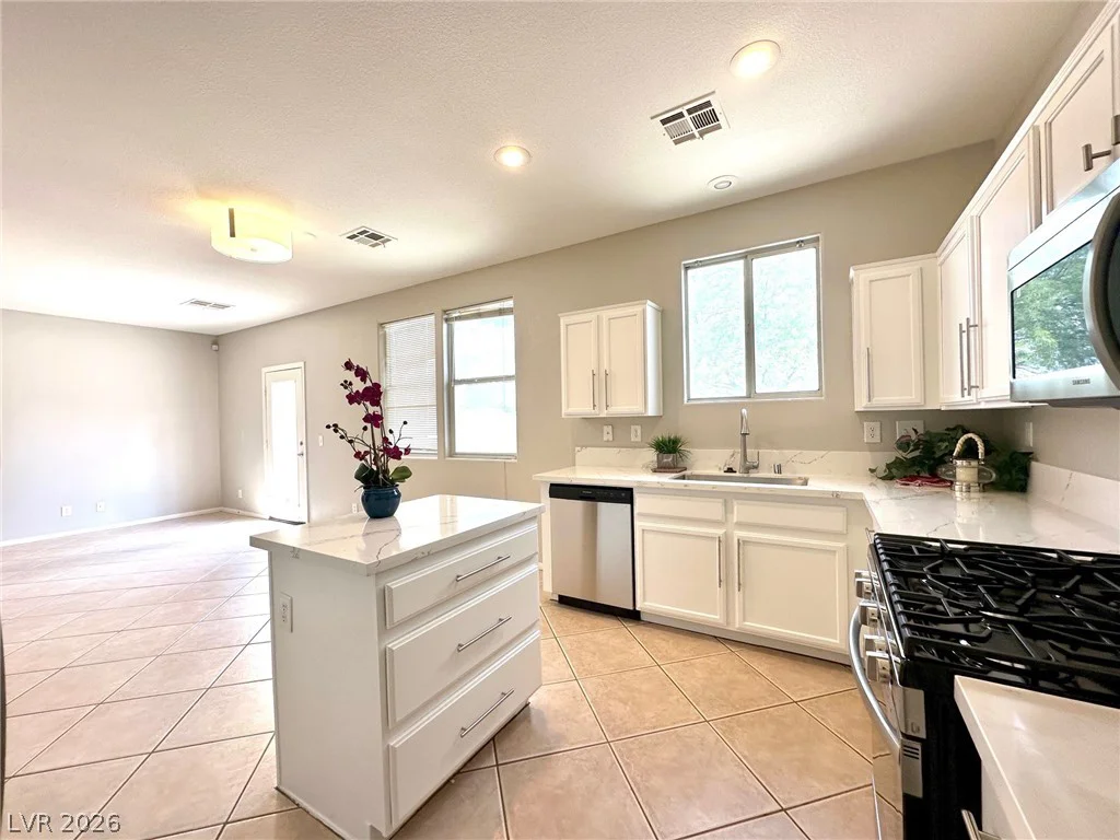 5007 Caprock Canyon, Las Vegas, NV 89139