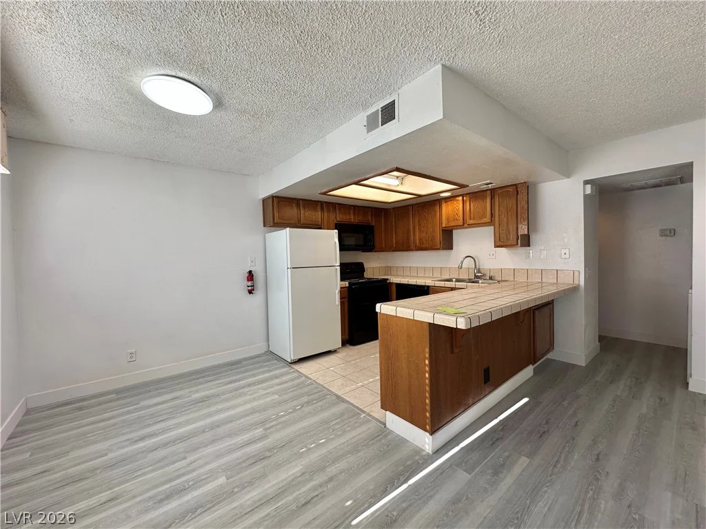 4140 Gannet, Las Vegas, NV 89103
