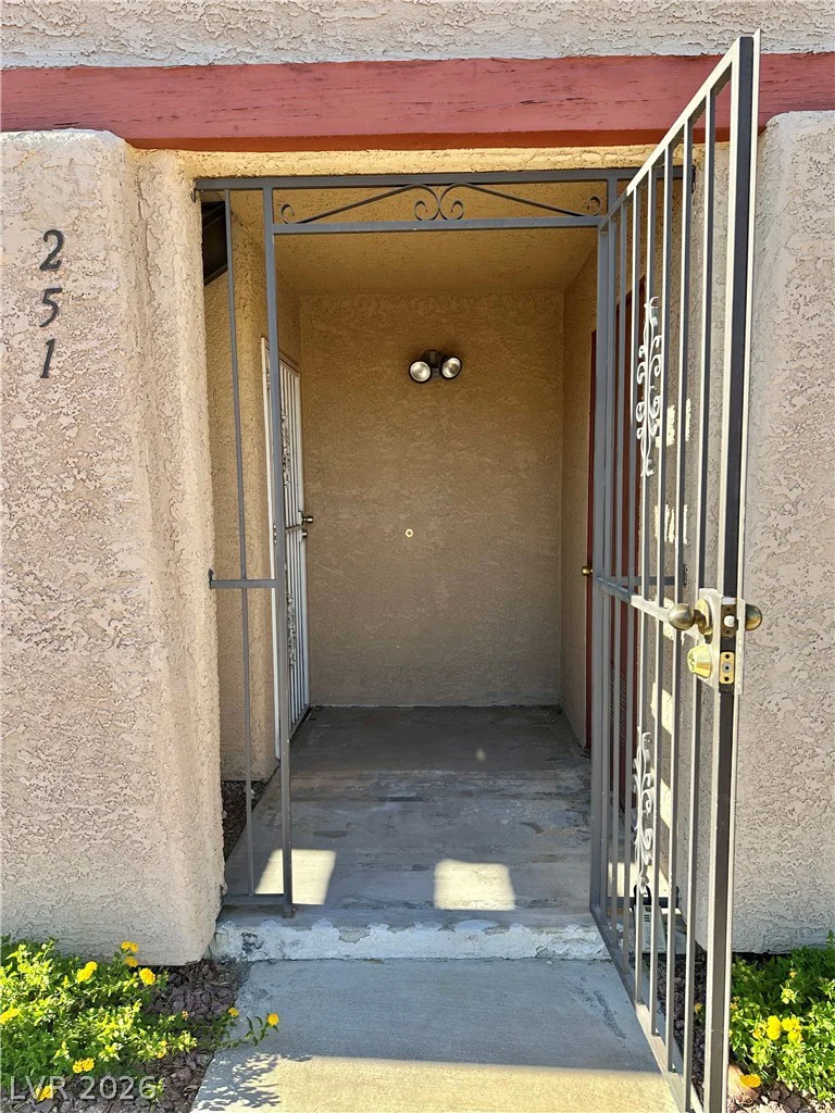 4140 Gannet, Las Vegas, NV 89103