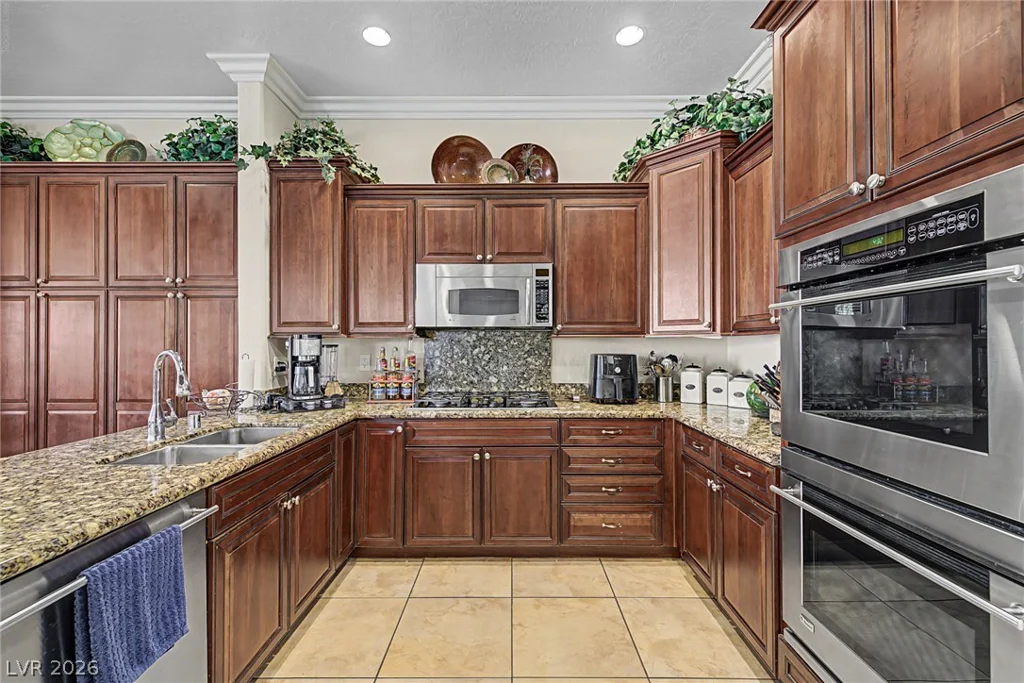 3916 Eiderdown, North Las Vegas, NV 89084