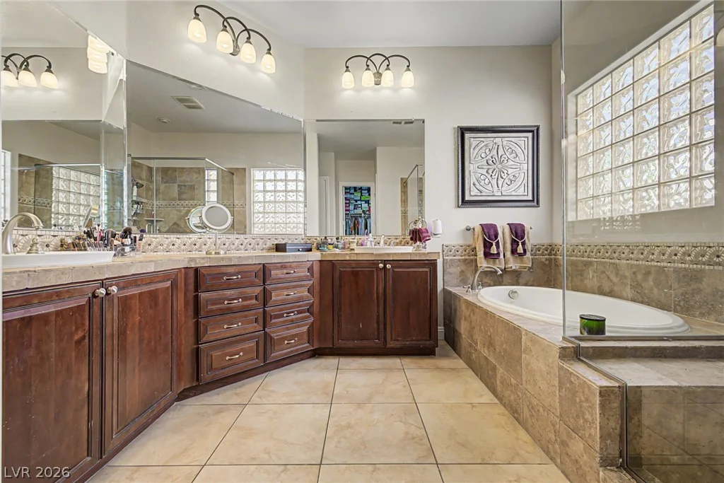 3916 Eiderdown, North Las Vegas, NV 89084