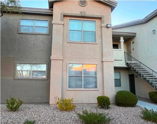 8000 Badura, Las Vegas, NV 89113