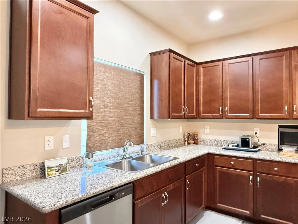 5878 Iris Vineyards, Las Vegas, NV 89141