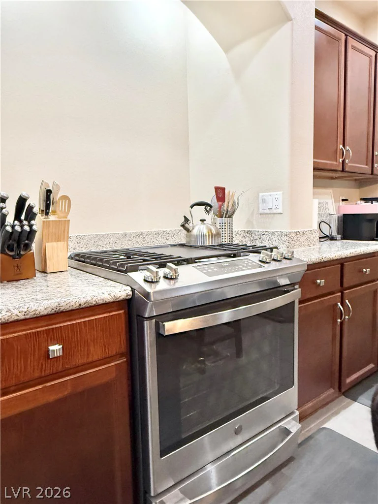 5878 Iris Vineyards, Las Vegas, NV 89141