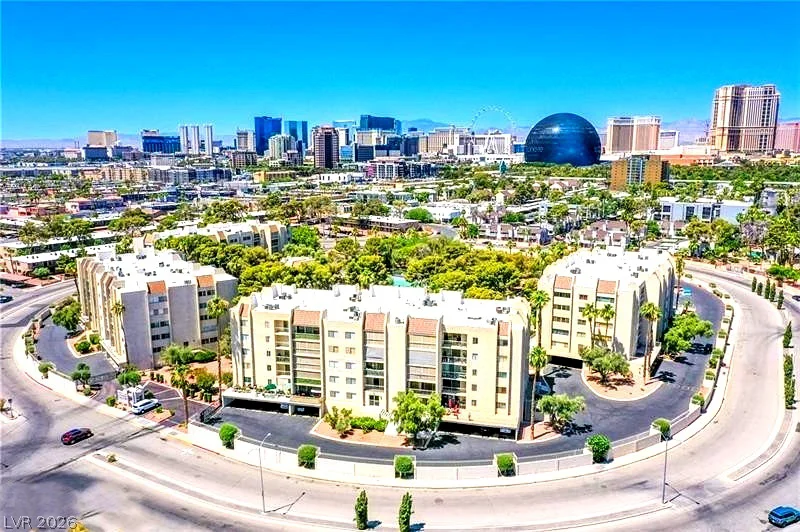 730 Royal Crest, Las Vegas, NV 89169
