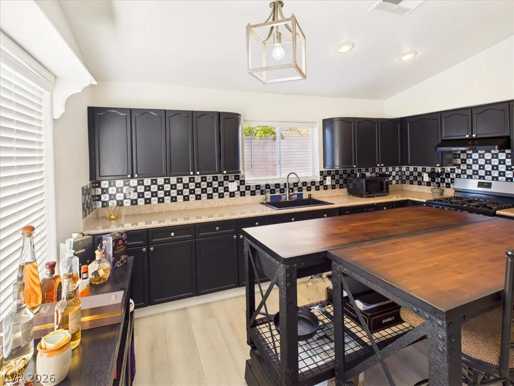 7949 Indian Cloud, Las Vegas, NV 89129