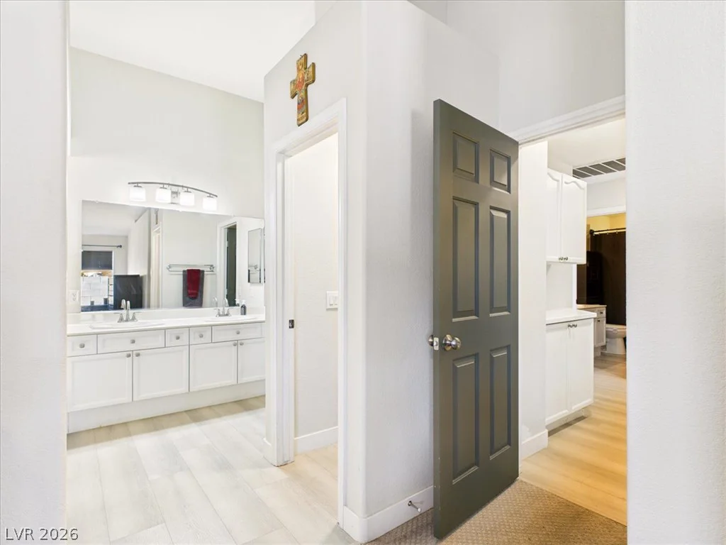 7949 Indian Cloud, Las Vegas, NV 89129