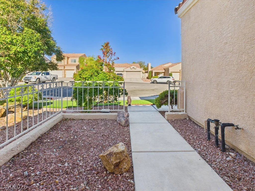 7949 Indian Cloud, Las Vegas, NV 89129
