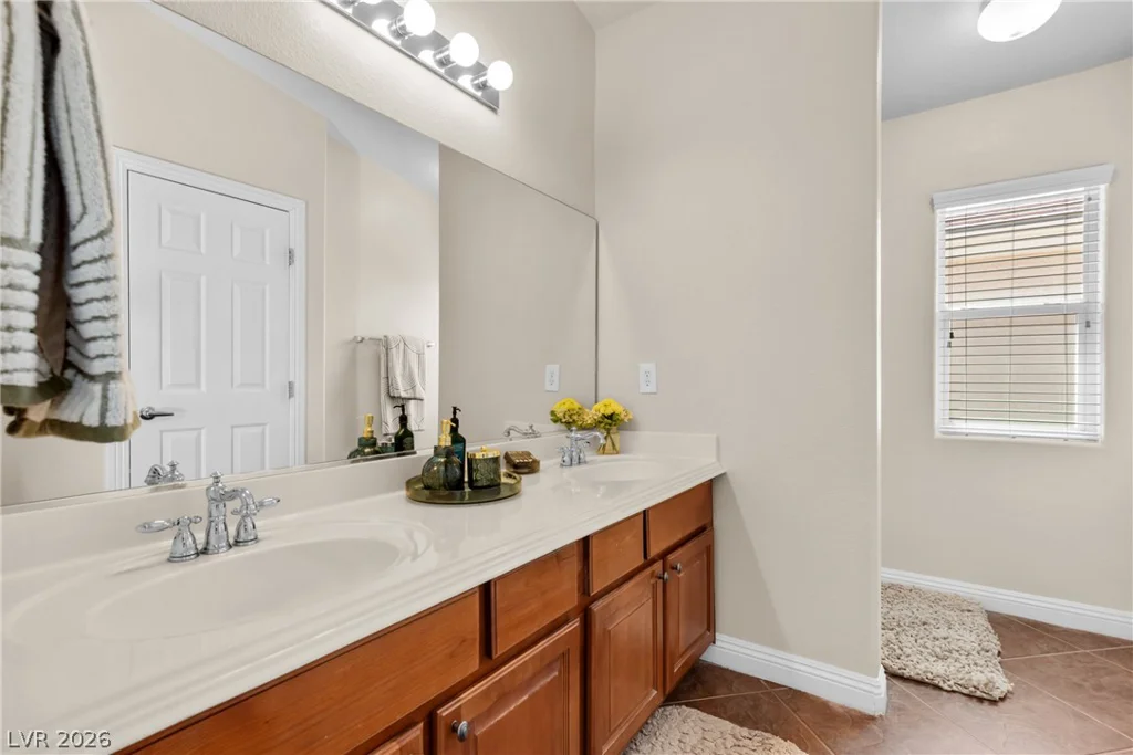 8789 Horizon Wind, Las Vegas, NV 89178
