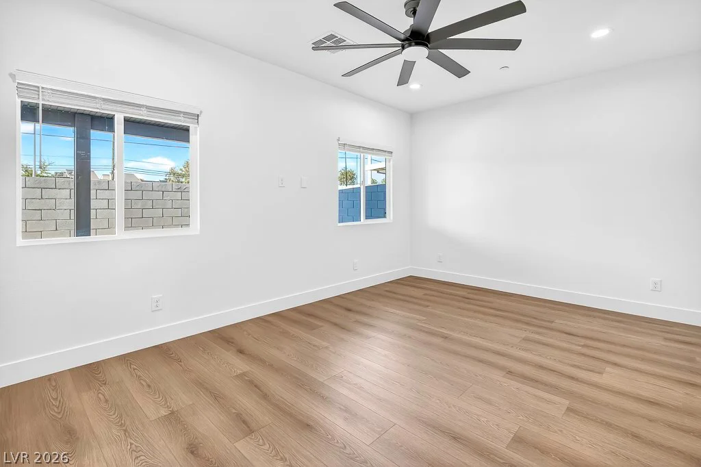 4877 Cincinnati, Las Vegas, NV 89104