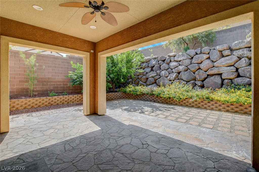 901 Gatesbridge, Henderson, NV 89012