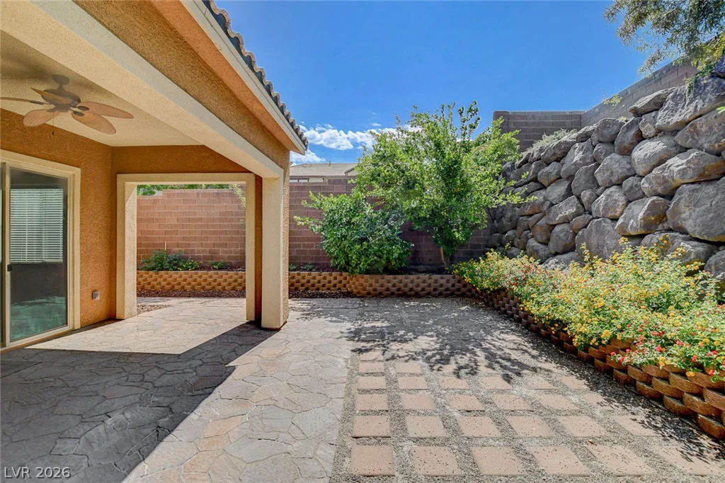 901 Gatesbridge, Henderson, NV 89012