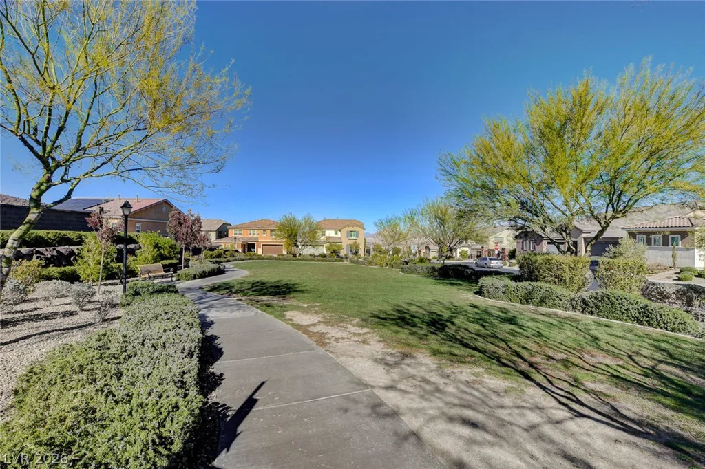 901 Gatesbridge, Henderson, NV 89012