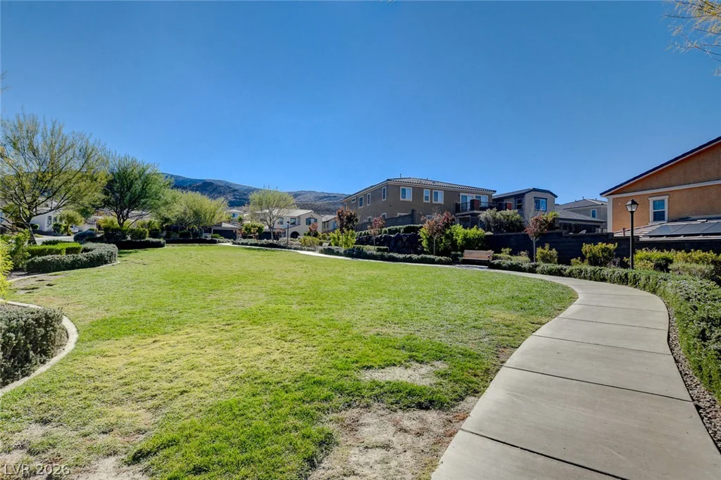 901 Gatesbridge, Henderson, NV 89012