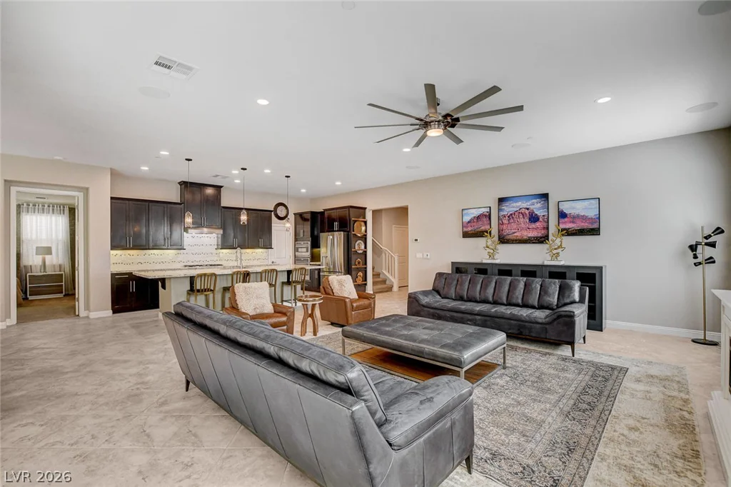 901 Gatesbridge, Henderson, NV 89012