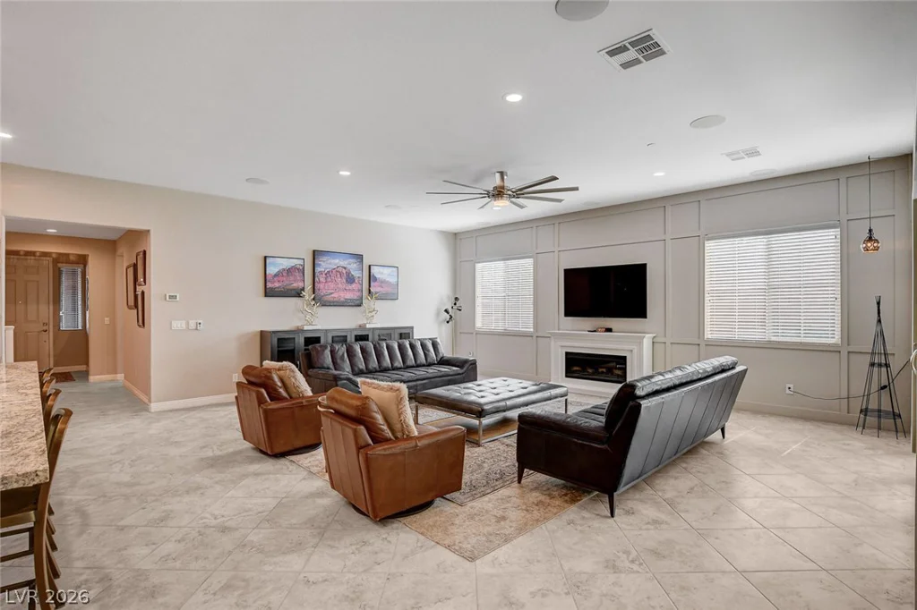 901 Gatesbridge, Henderson, NV 89012