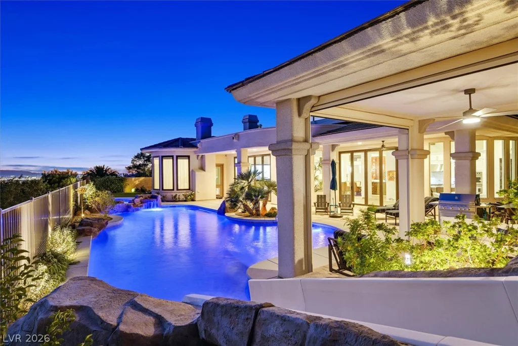 19 Club Vista, Henderson, NV 89052
